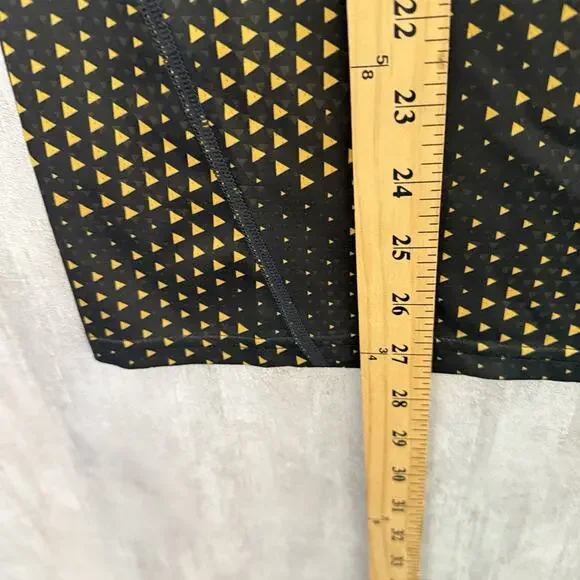 Gymshark Shirt Mens XS Yellow Volt Geometric Athleisure Fitness Gym Workout - Picture 7 of 14